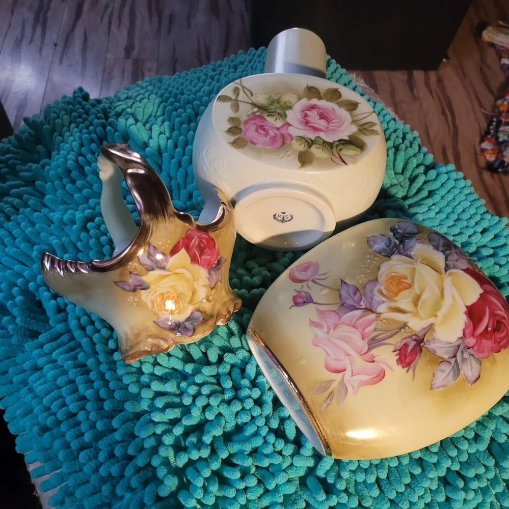 Floral Harmony Vase Set